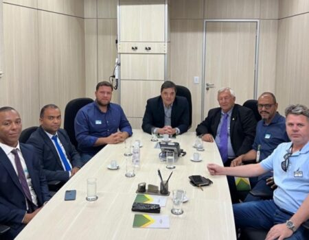 Em Brasília, prefeito Eugênio Pelachim participou de reunião no Ministério da Agricultura e Pecuária