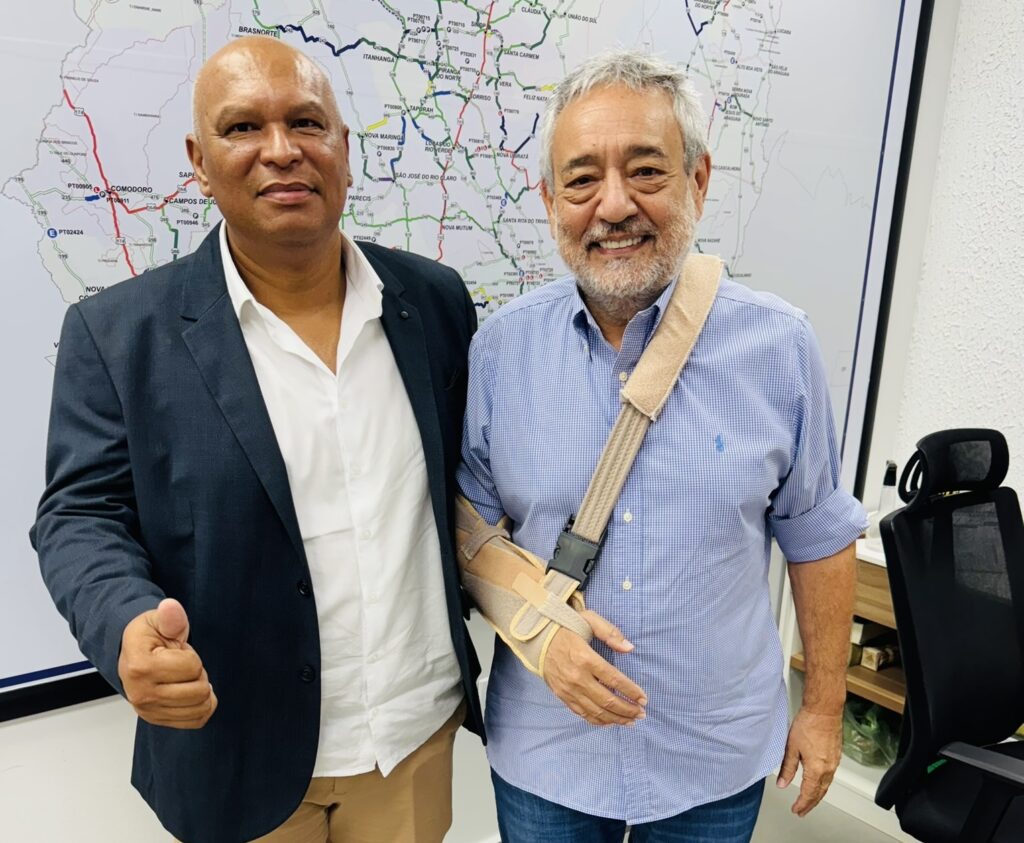 Galeria: Prefeito Marcio Pescador realiza visita na SINFRA em busca de investimentos para Porto Estrela.