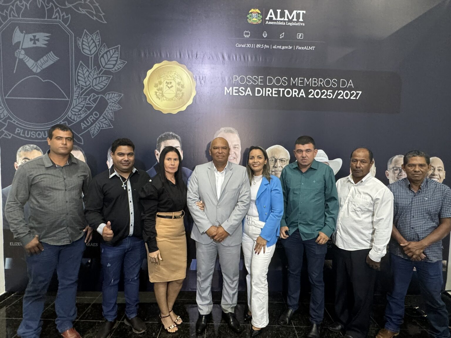 Prefeito Marcio Pescador prestigia posse da nova Mesa Diretora da ALMT