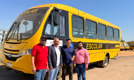 Porto Estrela recebe novo ônibus escolar para reforçar transporte dos estudantes