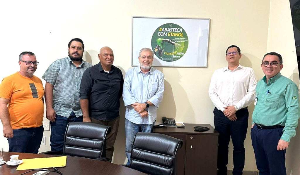 Prefeito Márcio Pescador visita Usina Barralcool e reforça convite para a 8ª Expoestrela