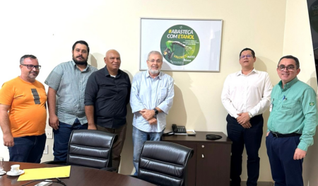Prefeito Márcio Pescador visita Usina Barralcool e reforça convite para a 8ª Expoestrela