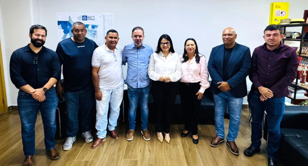 Porto Estrela recebe novos implementos agrícolas para impulsionar a agricultura familiar
