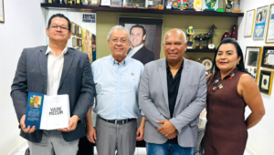 Prefeito de Porto Estrela garante caminhão caçamba e R$ 250 mil em audiência com senador Jayme Campos