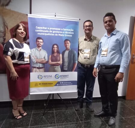 Primeira-dama Célia Pelachim e membros do Conselho da Criança e do Adolescente participam de curso de capacitação em Cuiabá