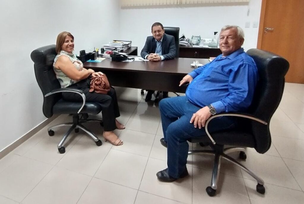 Visitam O Deputado Estadual Sebastiao Rezende