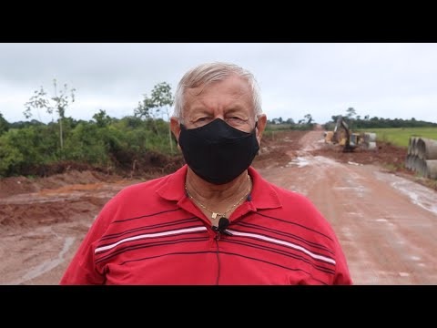 Prefeito Eugênio Pelachim visita obras de pavimentação da MT-343 de Salobra Grande a Porto Estrela